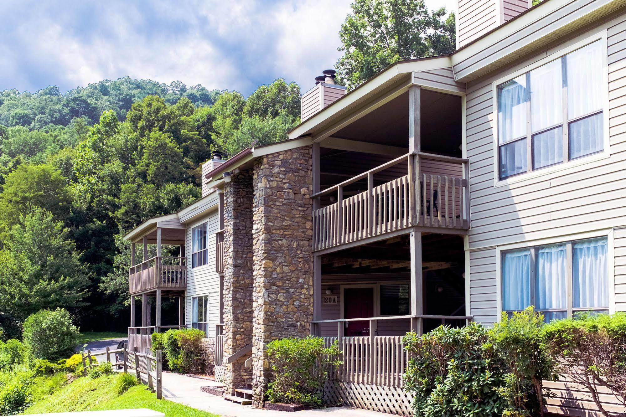 Aparthotel Peppertree Maggie Valley Extérieur photo