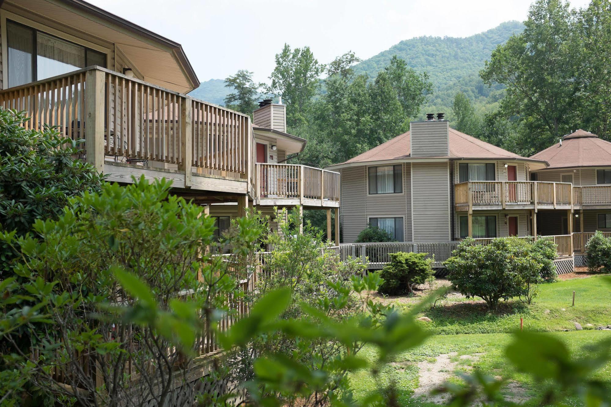 Aparthotel Peppertree Maggie Valley Extérieur photo